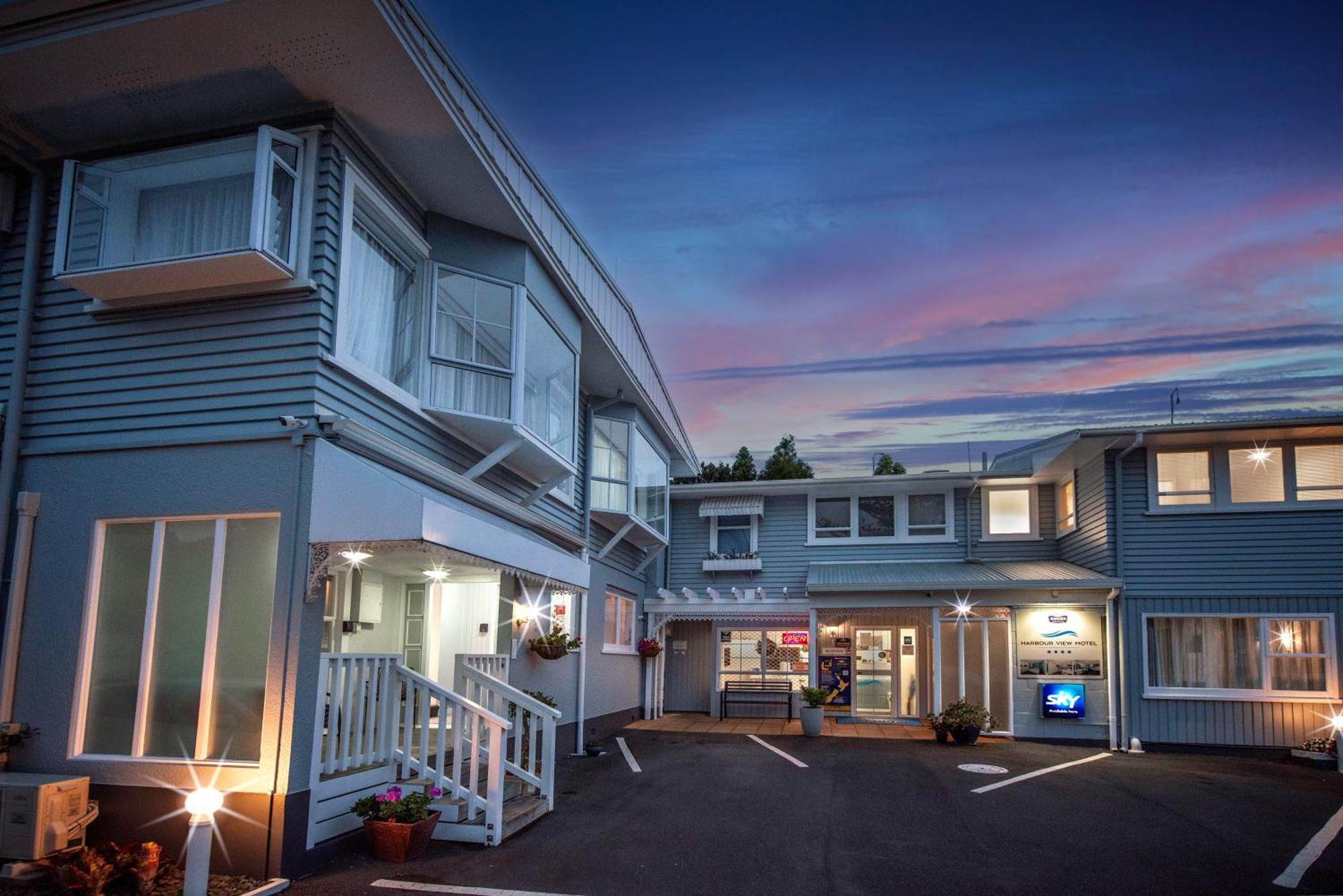Harbour View Motel And Waterfront Apartments Tauranga Exterior photo