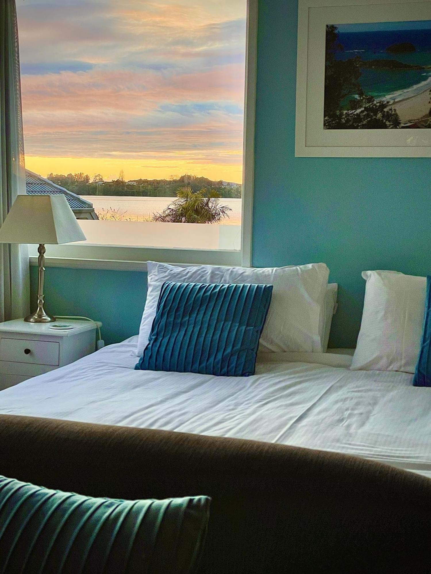 Harbour View Motel And Waterfront Apartments Tauranga Exterior photo