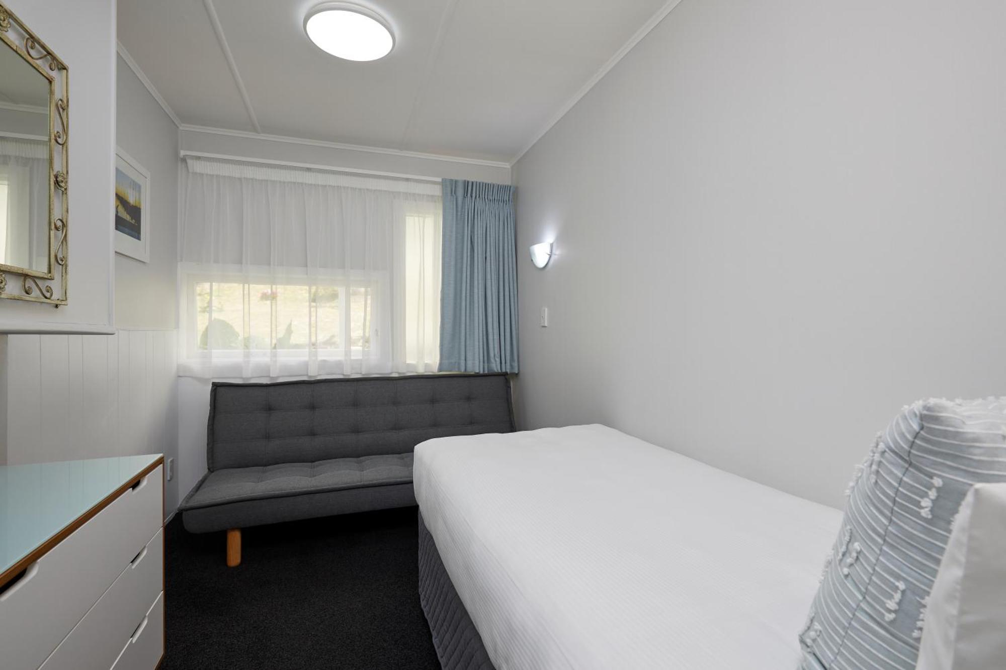 Harbour View Motel And Waterfront Apartments Tauranga Exterior photo