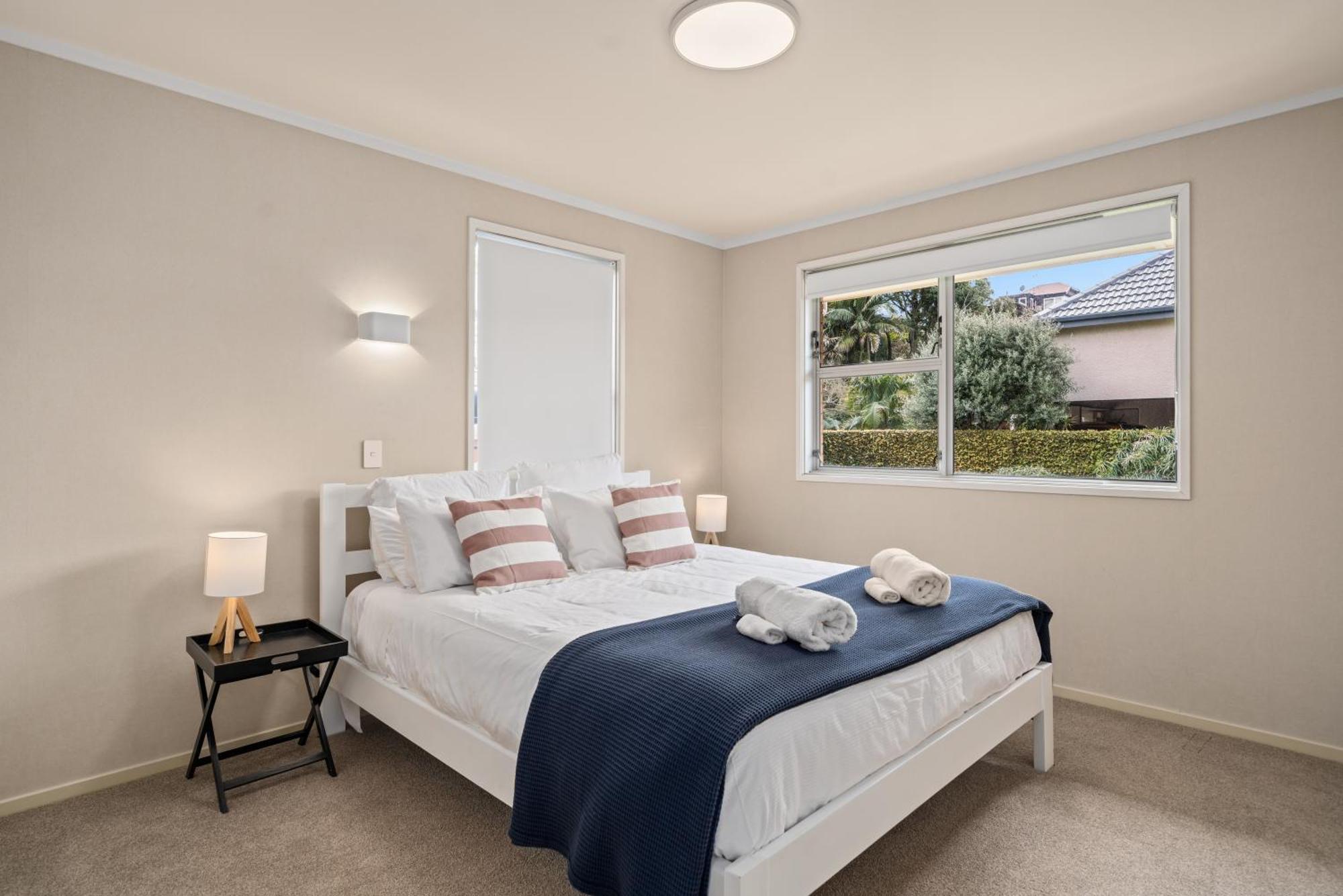 Harbour View Motel And Waterfront Apartments Tauranga Exterior photo