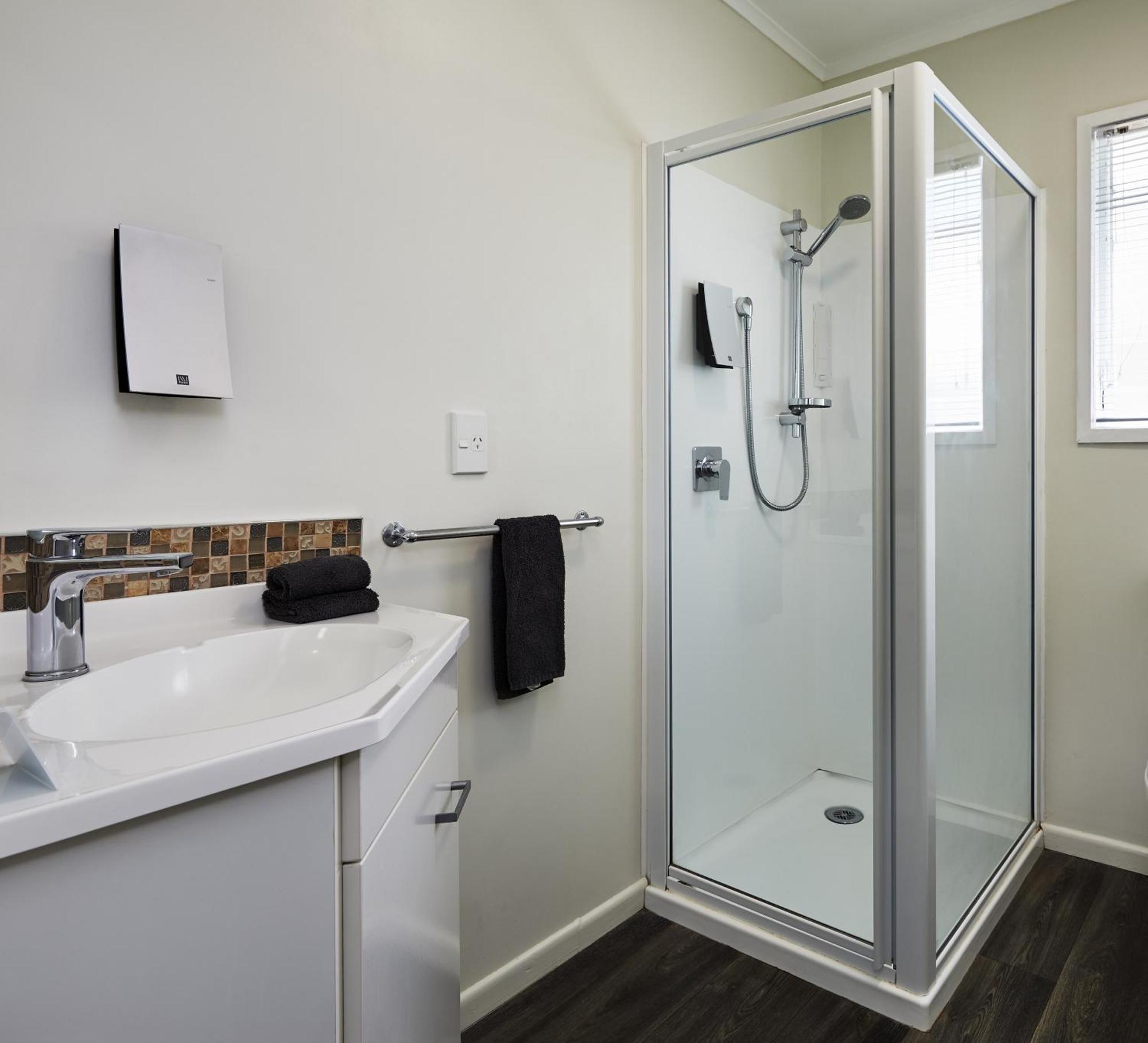 Harbour View Motel And Waterfront Apartments Tauranga Exterior photo